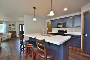 1525 Whitewater Dr, West Bend, WI 53095 - Photo 6