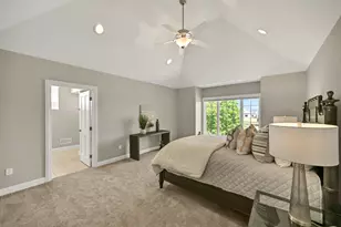 3277 N Canterbury Ln, Summit, WI 53066 - Photo 30