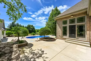 3277 N Canterbury Ln, Summit, WI 53066 - Photo 50