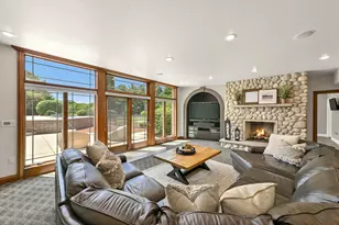 3277 N Canterbury Ln, Summit, WI 53066 - Photo 42