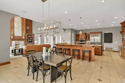3277 N Canterbury Ln, Summit, WI 53066 - Photo 14