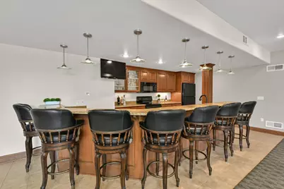 3277 N Canterbury Ln, Summit, WI 53066 - Photo 42
