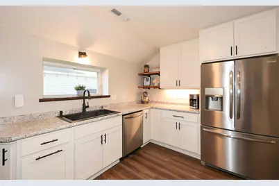 4908  Anker Rd, Racine, WI 53405 - Photo 10