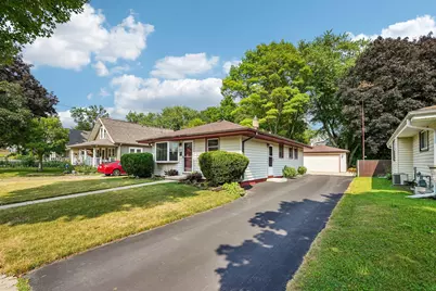 423 N Hine Ave, Waukesha, WI 53188 - Photo 2