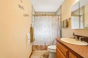 423 N Hine Ave, Waukesha, WI 53188 - Photo 18