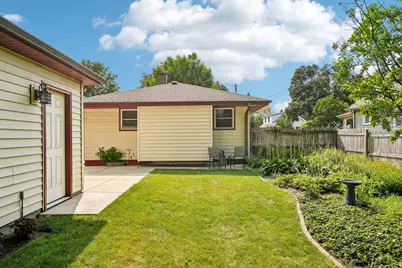 423 N Hine Ave, Waukesha, WI 53188 - Photo 34