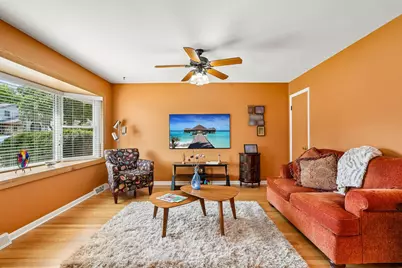 423 N Hine Ave, Waukesha, WI 53188 - Photo 8