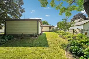 423 N Hine Ave, Waukesha, WI 53188 - Photo 36
