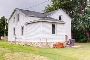 709 S Main St, Jefferson, WI 53549 - Photo 48