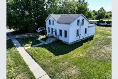 709 S Main St, Jefferson, WI 53549 - Photo 28