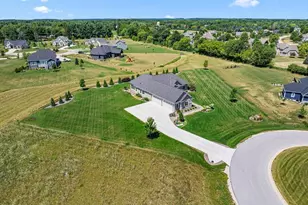 N83W27815 Cress-Brook Ct, Lisbon, WI 53029 - Photo 74