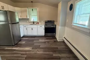113 Cook St, Waukesha, WI 53186 - Photo 2