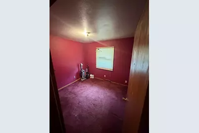 5718 N 74th St, Milwaukee, WI 53218 - Photo 8