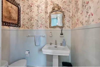 822  Hawthorne Ter, Manitowoc, WI 54220 - Photo 36