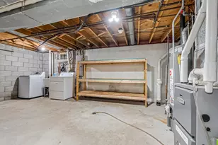 6908 W Marine Ct, Milwaukee, WI 53223 - Photo 22