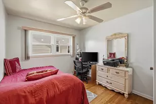 4431 N 62nd St, Milwaukee, WI 53218 - Photo 10