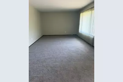 4244 N 104th St #5, Milwaukee, WI 53222 - Photo 6