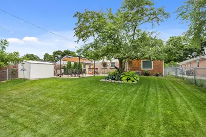 5622 W Montana St, Milwaukee, WI 53219 - Photo 2