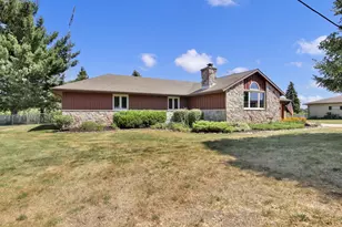 6050 Mill St, Lyons, WI 53105 - Photo 4