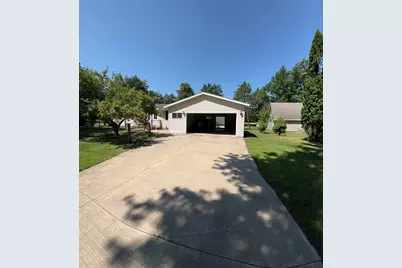 N9293 N Oakwood Ln, Neshkoro, WI 54960 - Photo 28