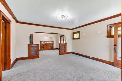1313  Marquette Ave, South Milwaukee, WI 53172 - Photo 6