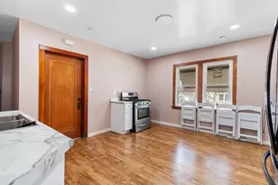 1313 Marquette Ave, South Milwaukee, WI 53172 - Photo 10