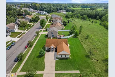 706  Sierra St, Hartford, WI 53027 - Photo 42