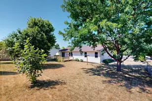 280 Crestview Ln, Lake Mills, WI 53551 - Photo 28