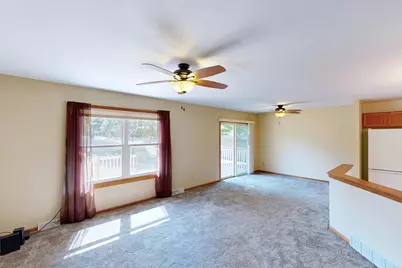 280  Crestview Ln, Lake Mills, WI 53551 - Photo 6