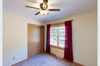 280  Crestview Ln, Lake Mills, WI 53551 - Photo 24