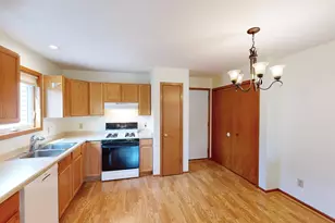 280 Crestview Ln, Lake Mills, WI 53551 - Photo 12