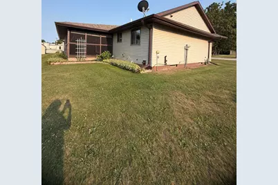 116  Colonial Dr, Saint Nazianz, WI 54232 - Photo 8