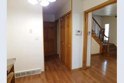 8622 W Villard Ave, Milwaukee, WI 53225 - Photo 14