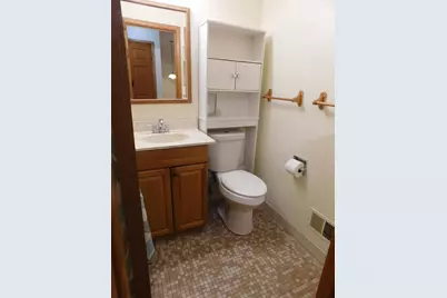 8622 W Villard Ave, Milwaukee, WI 53225 - Photo 30