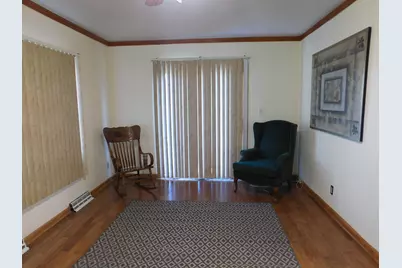 8622 W Villard Ave, Milwaukee, WI 53225 - Photo 4