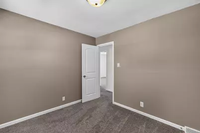6720  Novak Rd, Racine, WI 53402 - Photo 18
