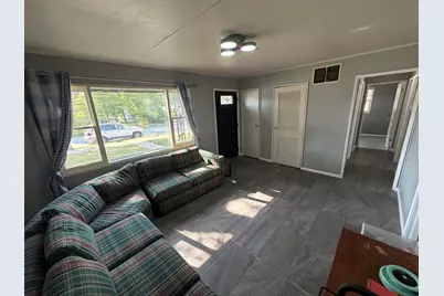 6525 W Ohio Ct, Milwaukee, WI 53219 - Photo 10