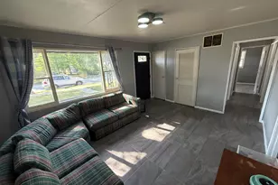 6525 W Ohio Ct, Milwaukee, WI 53219 - Photo 10