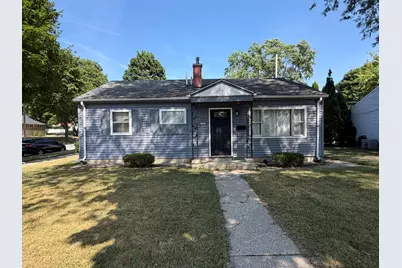6525 W Ohio Ct, Milwaukee, WI 53219 - Photo 1