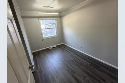 6525 W Ohio Ct, Milwaukee, WI 53219 - Photo 20