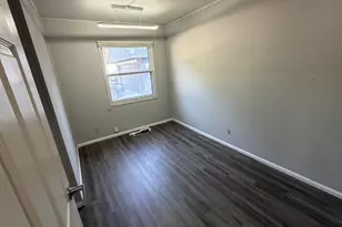 6525 W Ohio Ct, Milwaukee, WI 53219 - Photo 20