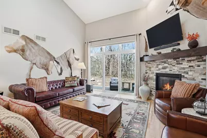 4075  Wyndham Pointe Cir #6, Brookfield, WI 53005 - Photo 16