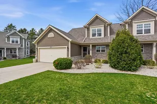 4075 Wyndham Pointe Cir, Brookfield, WI 53005 - Photo 2