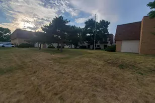12765 W Hampton Ave, Butler, WI 53007 - Photo 16