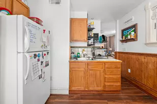 1976 N Farwell Ave, Milwaukee, WI 53202 - Photo 10