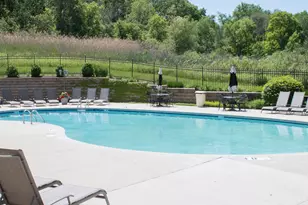 401 Abbey Ridge Ct, Fontana, WI 53125 - Photo 56
