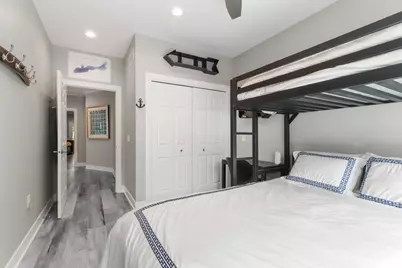 401  Abbey Ridge Ct, Fontana, WI 53125 - Photo 32
