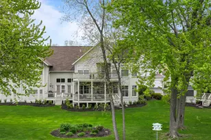 401 Abbey Ridge Ct, Fontana, WI 53125 - Photo 52