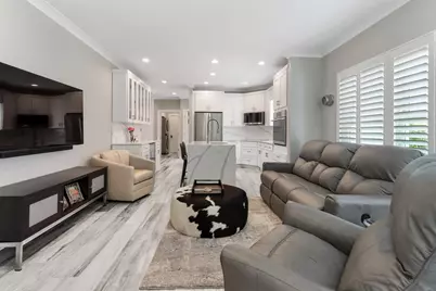 401  Abbey Ridge Ct, Fontana, WI 53125 - Photo 8