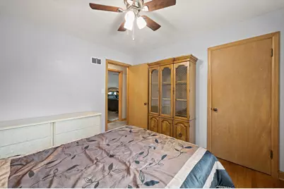 1735 S 92nd St, West Allis, WI 53214 - Photo 18